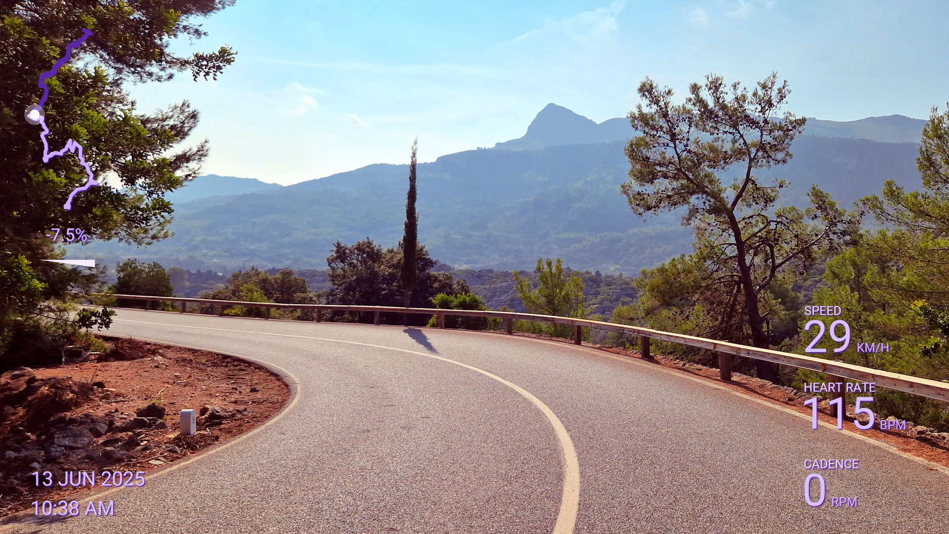 Mountain descent footage with route, gradient, date, speed, heart rate, and cadence widgets.